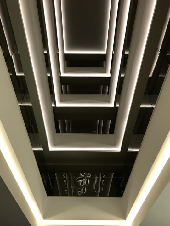 Lobby Side Sunport Hotel & Spa