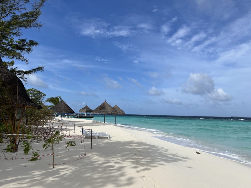 Strand Thulhagiri Island Resort