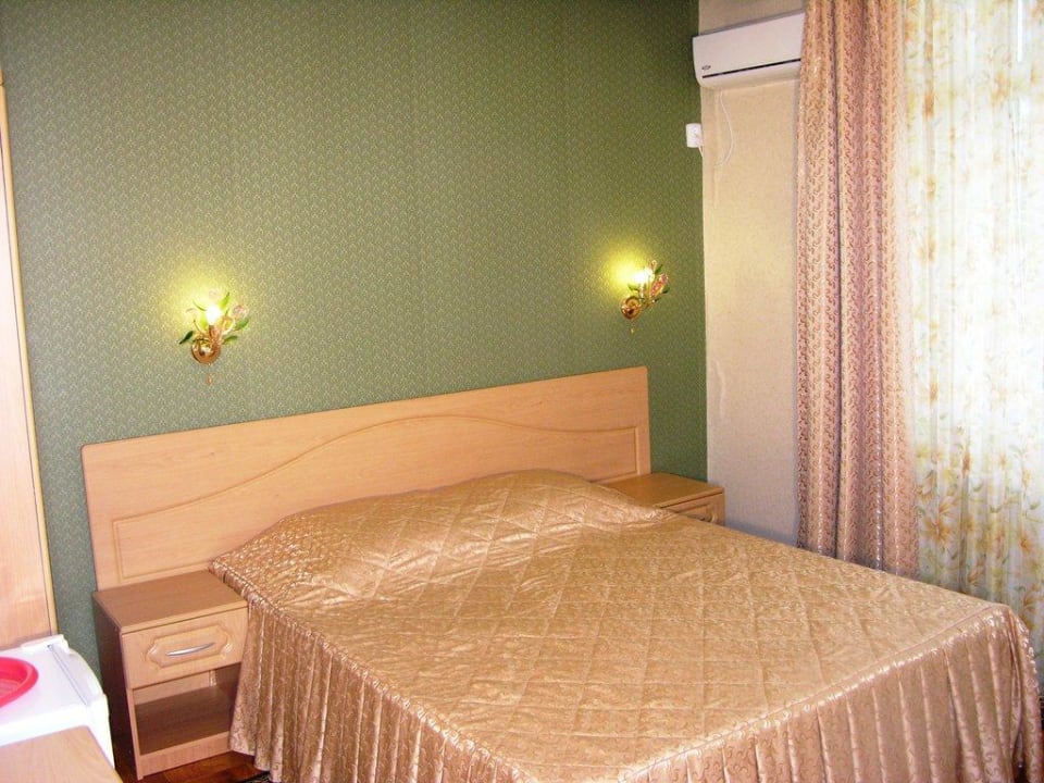 № 23 (2) Hotel Yakor / Отель Якорь