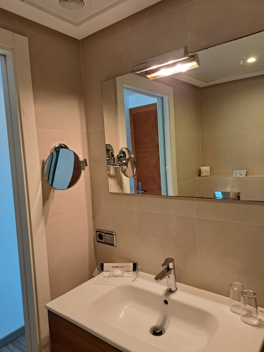 Zimmer THB Gran Bahía