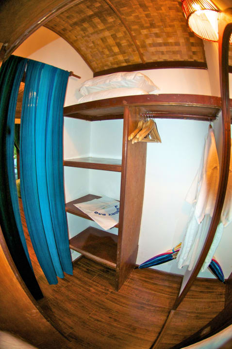 Schrankraum Angaga Island Resort