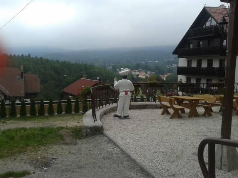 Taras widokowo-wypoczynkowy przy Willi Nimfa Willa Nimfa