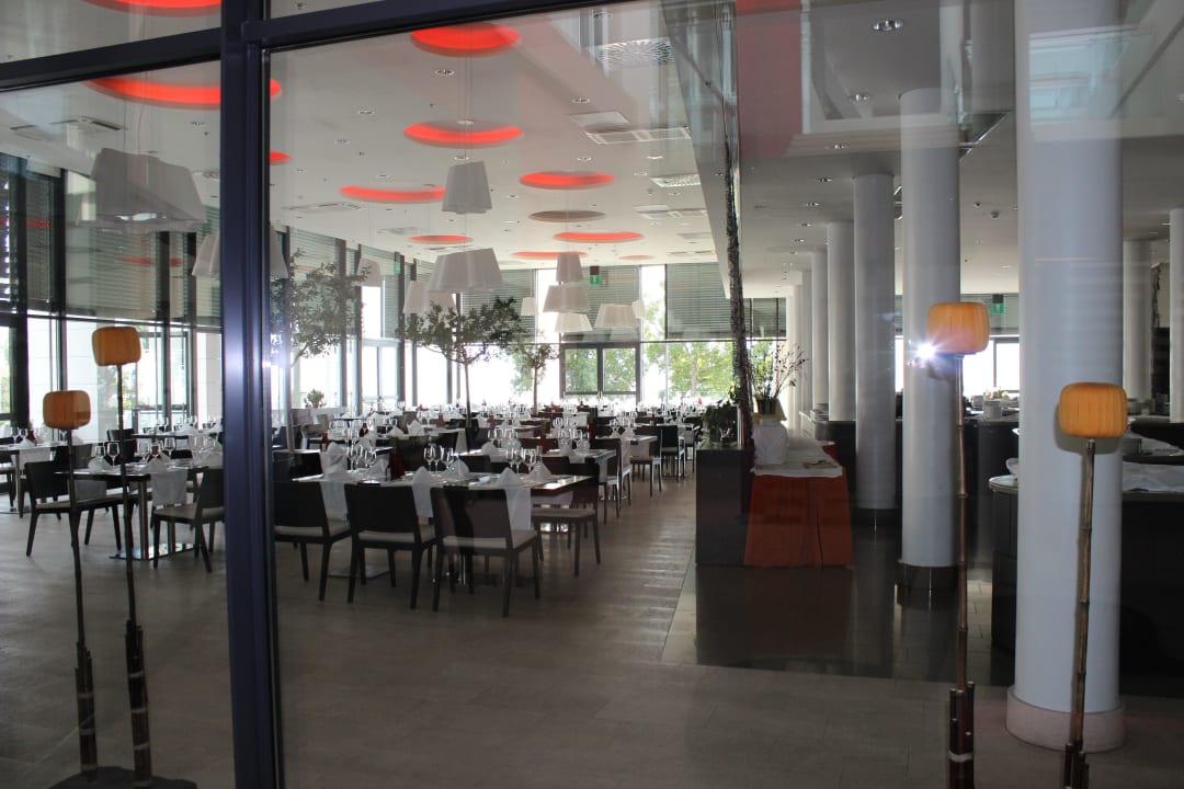 Büffet-Restaurant Wyndham Grand Novi Vinodolski Resort - The View & Family Apartments