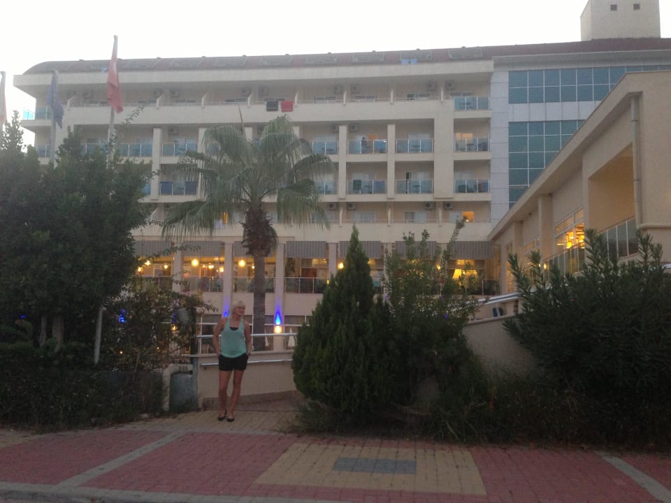 Titan Select Solivia Hotel