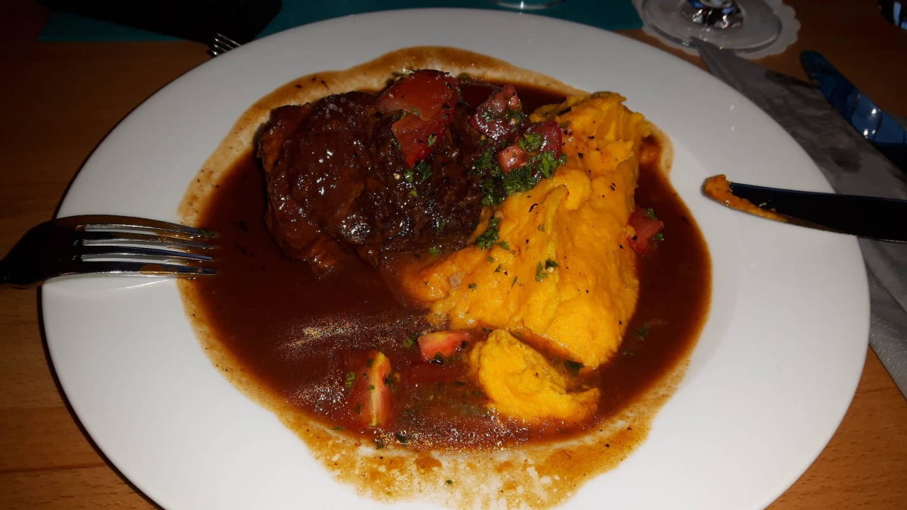 Abendessen  Thula Wellnesshotel Bayerischer Wald