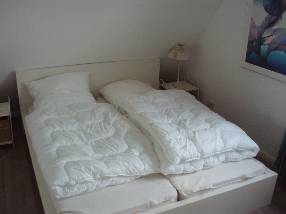 Erstes Schlafzimmer Gästehaus Roseneck