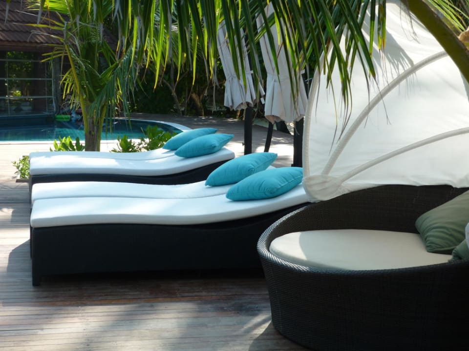 Poolterrasse ROBINSON MALDIVES