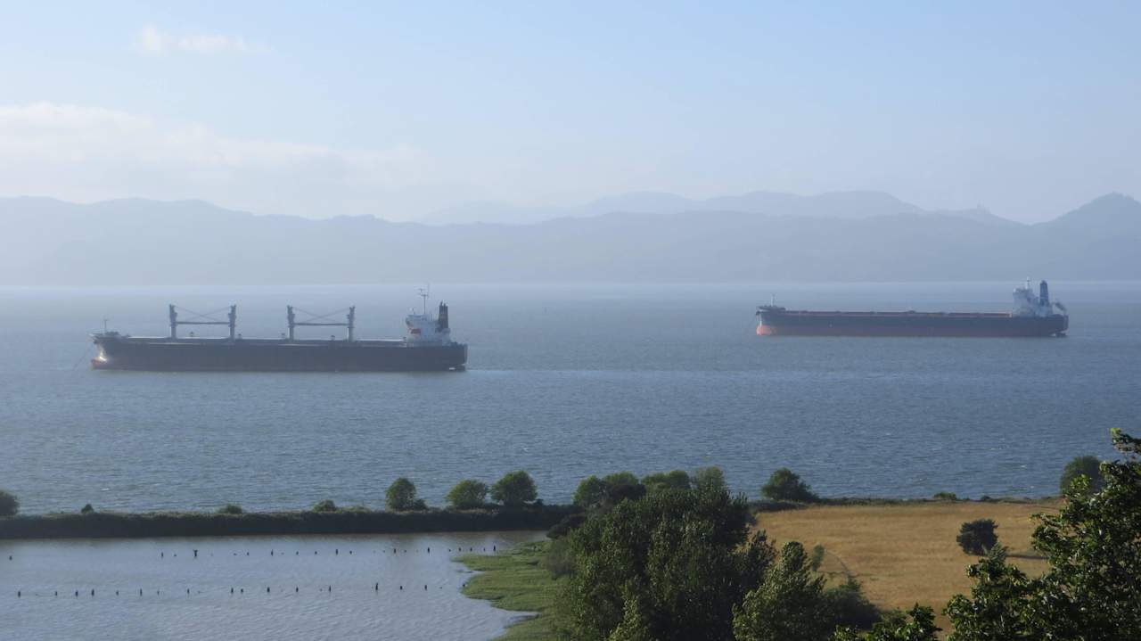 Schiffsbeobachtungen von der Terrasse Crest Motel Astoria