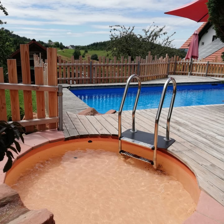 Pool Ferienwohnungen Grub-Daniel-Hof