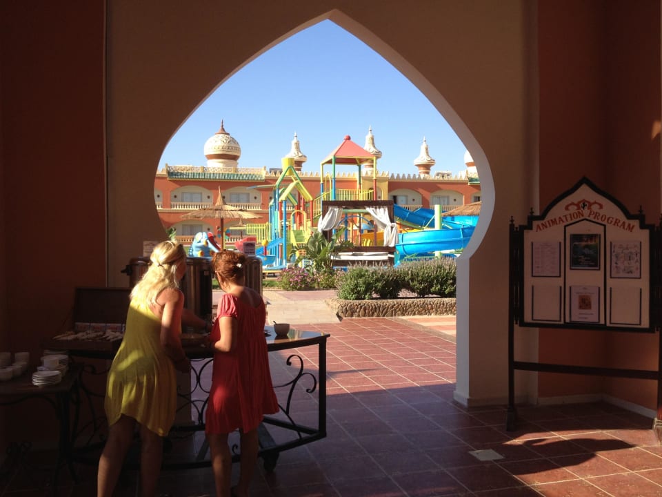 Blick zum Kinderpool Pickalbatros Alf Leila Wa Leila Resort - Neverland Hurghada