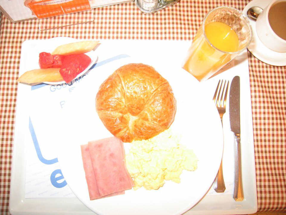 Frühstück (Variation Freitag und Samstag) Holiday Inn Express Causeway Bay Hong Kong