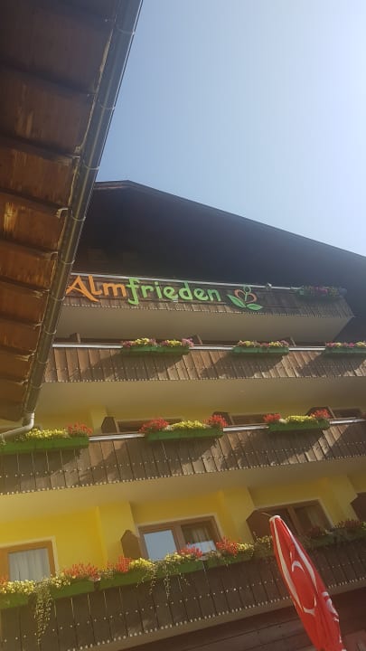 Außenansicht Almfrieden Hotel & Romantikchalet