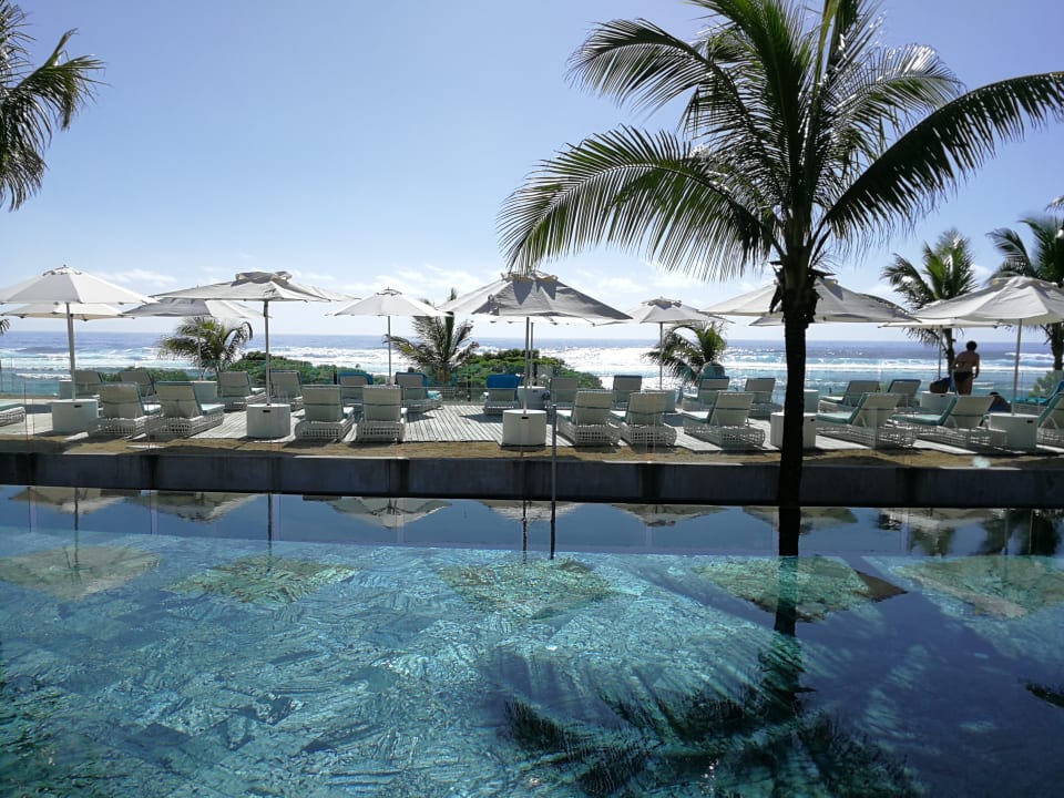 Pool Radisson Blu Poste Lafayette Resort & Spa - Adults only