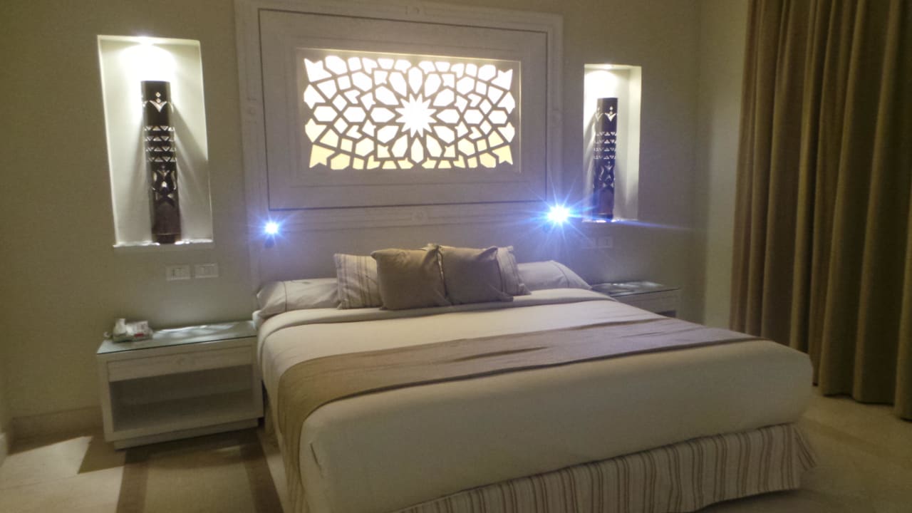 Wunderschönes großes Bett Makadi Spa - Adults only