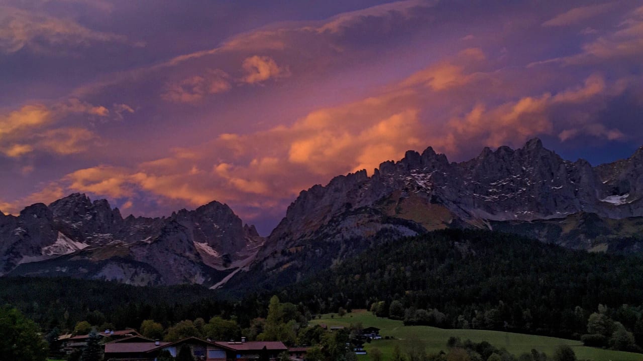 Sonnenuntergang über Wildem Kaiser vom Balkon aus KaiserMoments