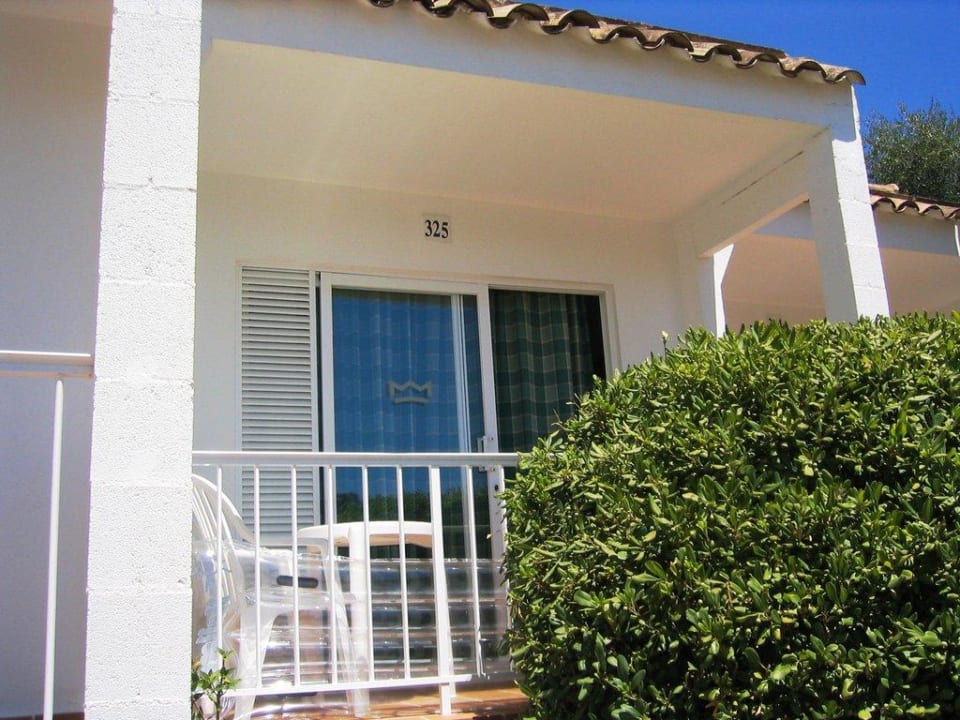 Ansicht auf Zimmer Flipflop Cala Romantica