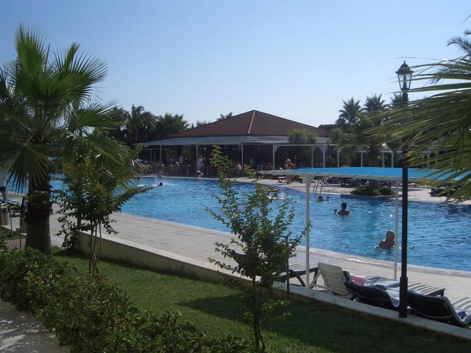 Zweite große Poollandschaft Hotel Süral Resort