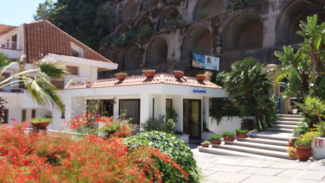 Reception  Le Roccette Mare Beach Hotel & Restaurant