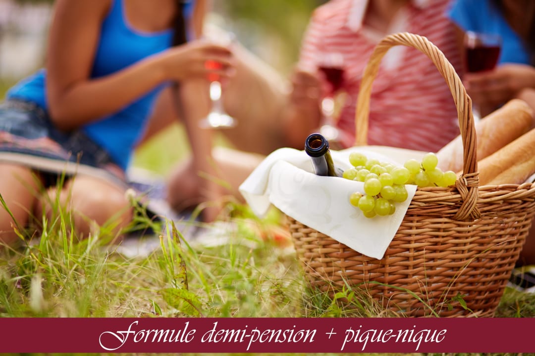 Sonstiges La Cabourne, Gîte d'étape et de groupes