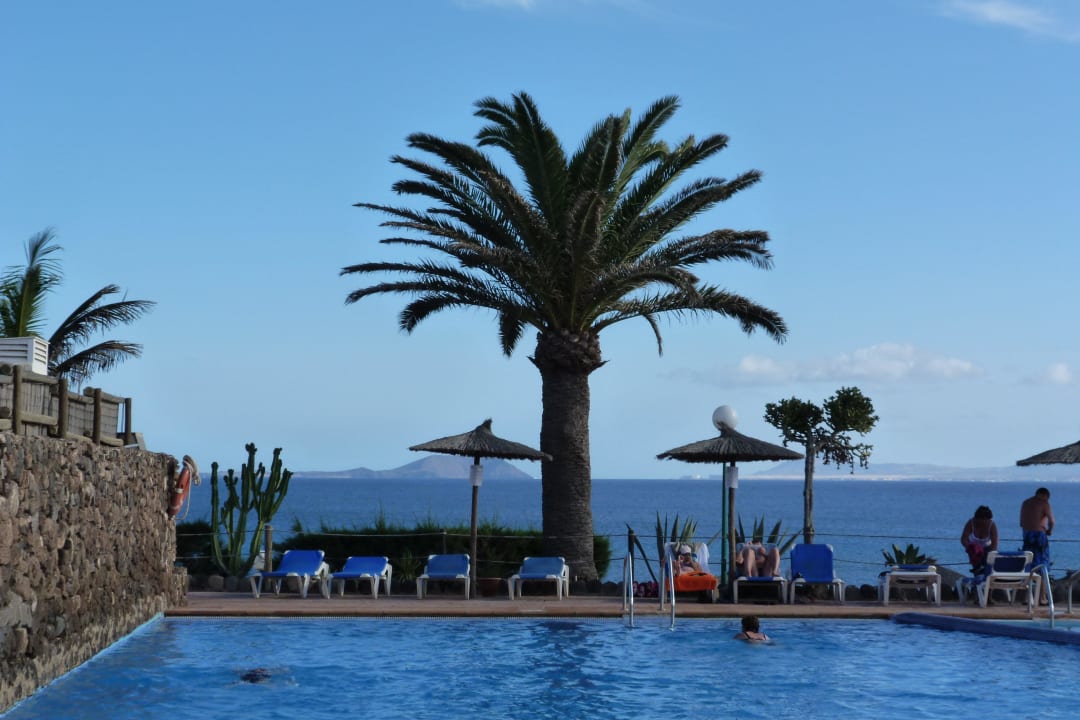 Pool SBH Hotel Royal Monica