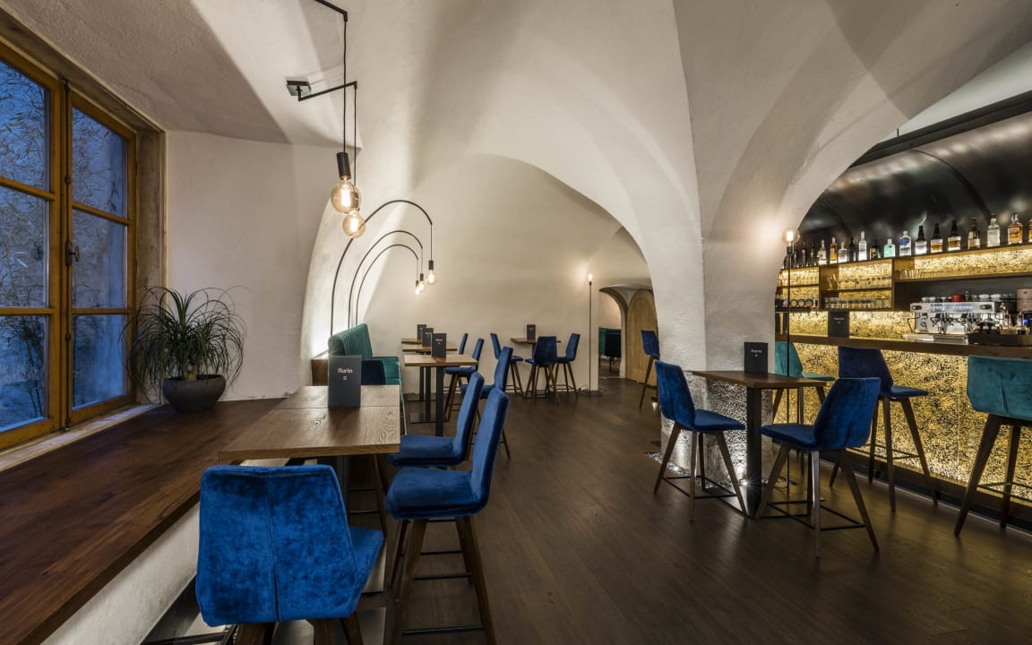 Gastro Flurin Suites