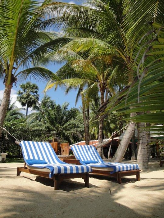 Liegen am Santiburi-Strand Santiburi Koh Samui