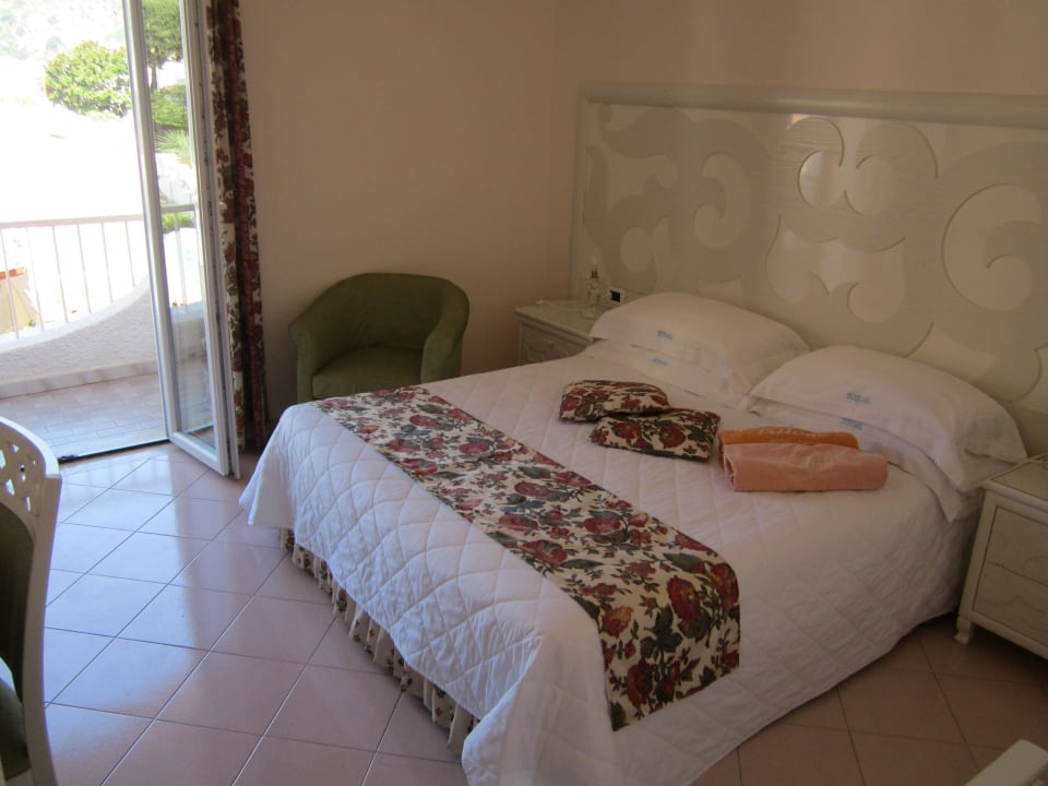 Klein, aber fein - Zi. 413 Hotel Tritone Terme & Spa