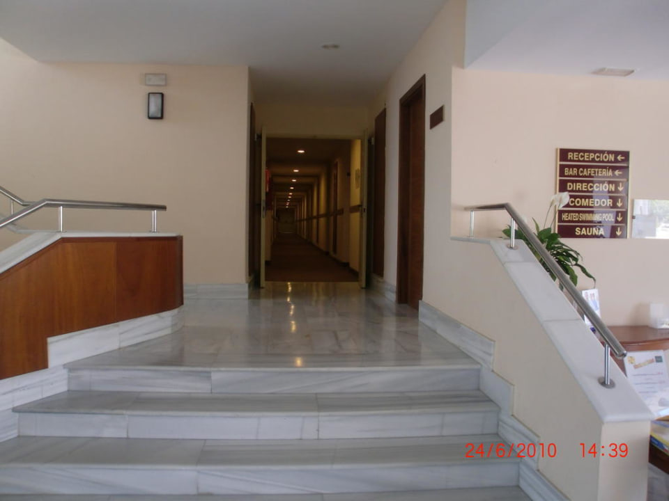 Aufgang zum Treppenhaus Garbí Cala Millor