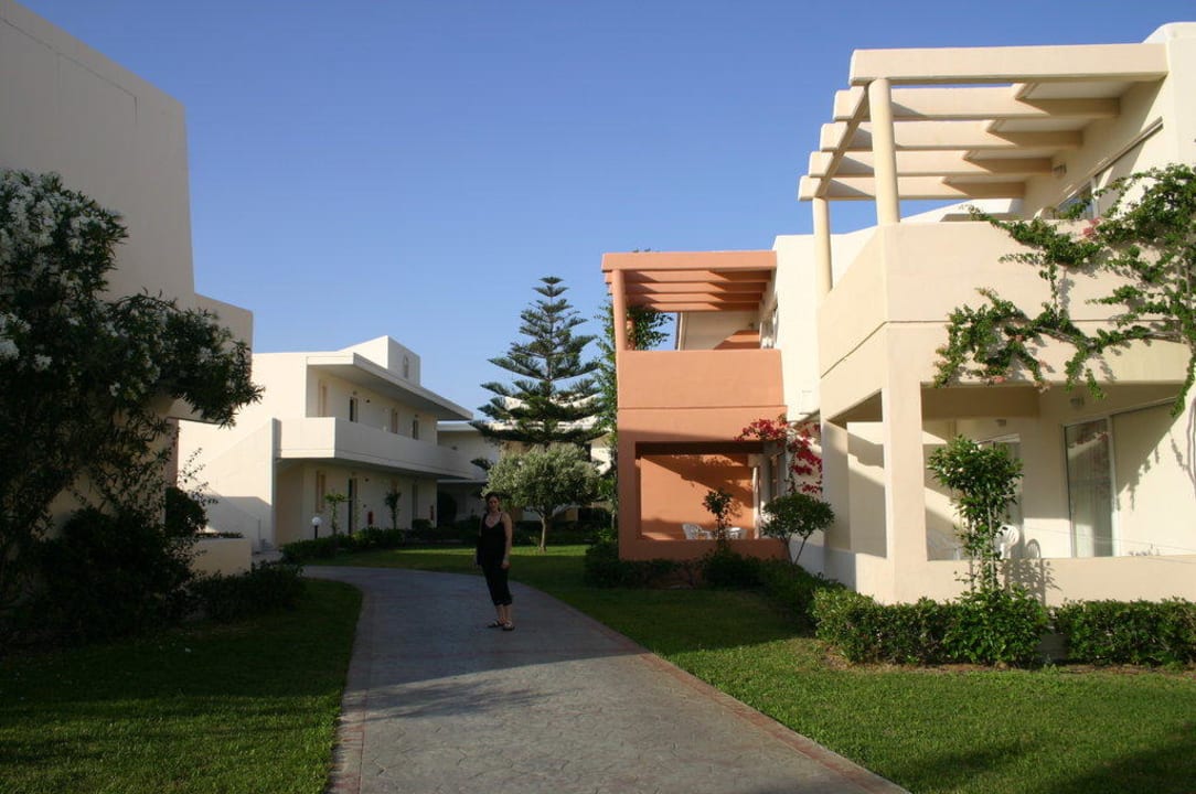 Der Weg zum Zimmer Kipriotis Village Resort