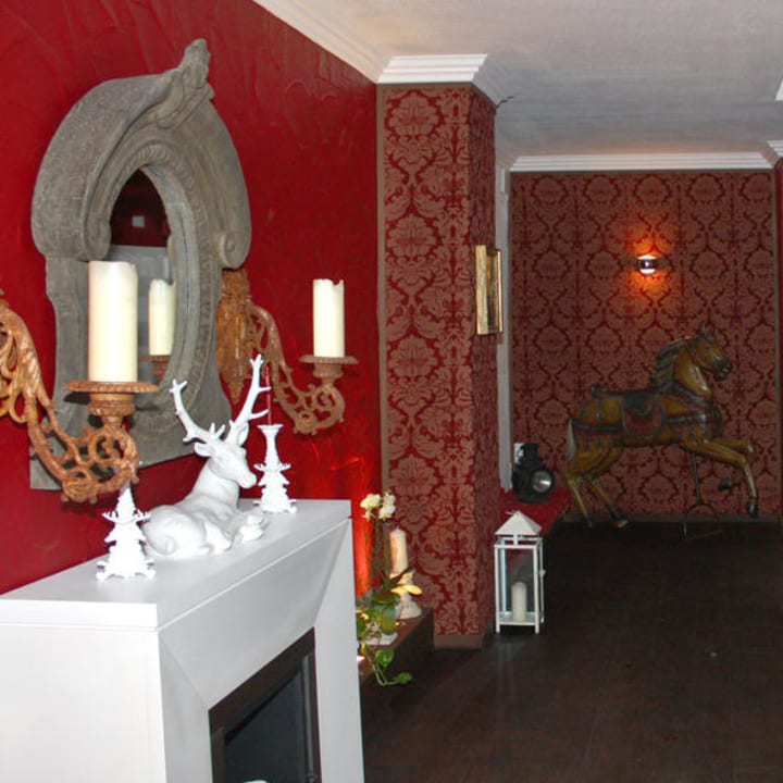 Eingangsbereich Hotel Platzhirsch