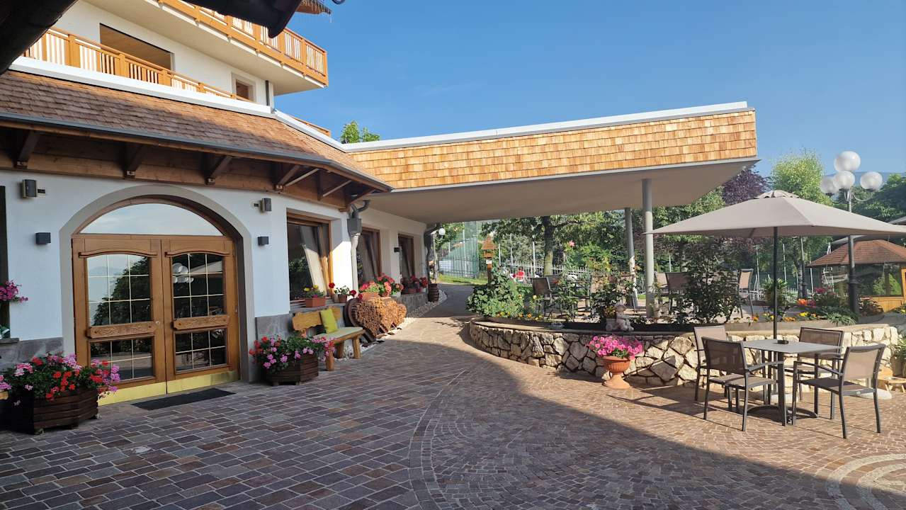 Außenansicht Hotel Belsoggiorno