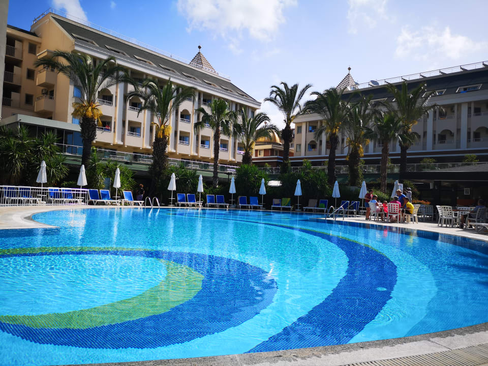 Pool Calimera Hane Garden