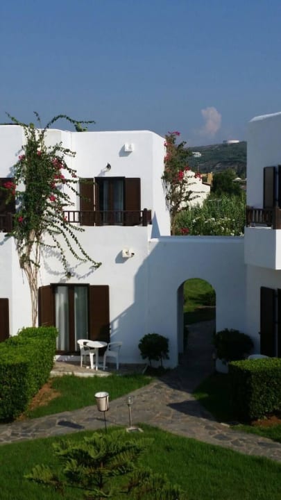Außenansicht Hotel Geraniotis Beach