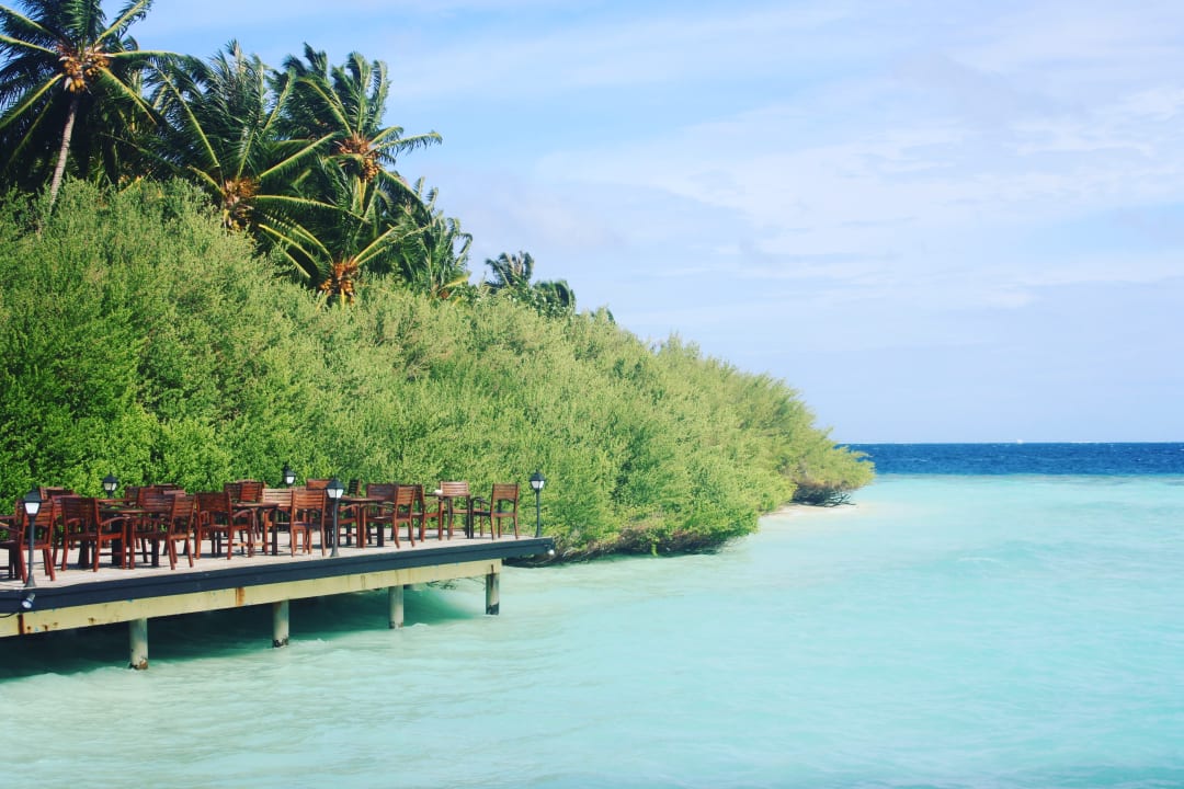 Strand Embudu Village