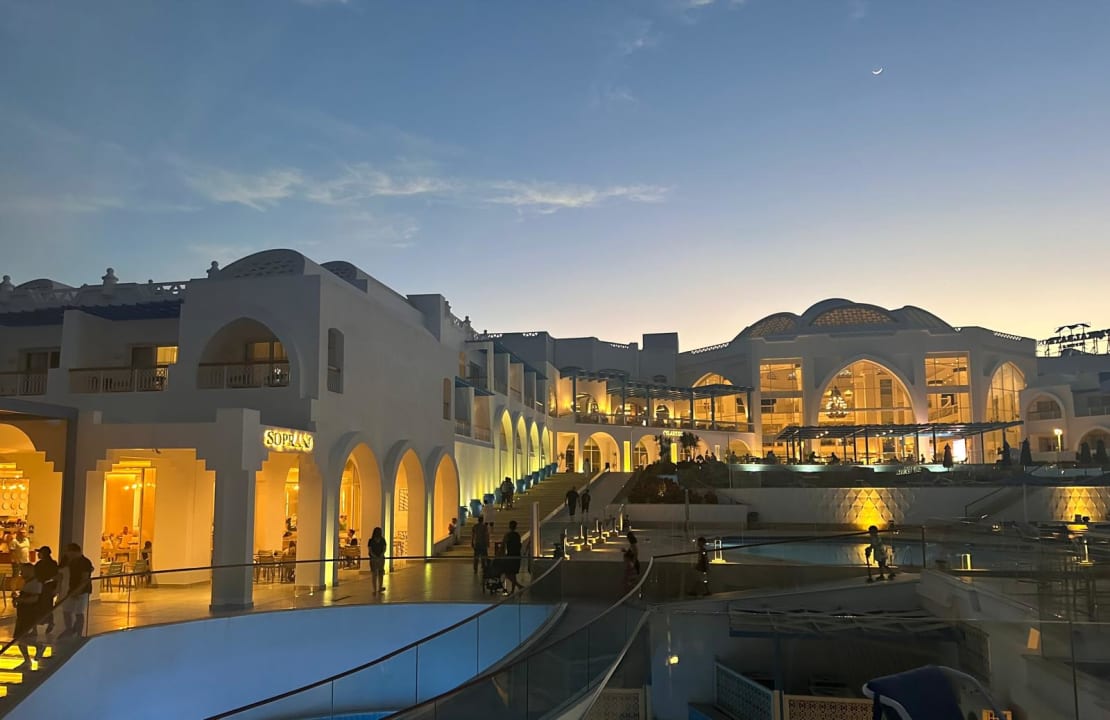 Außenansicht Pickalbatros Palace Resort