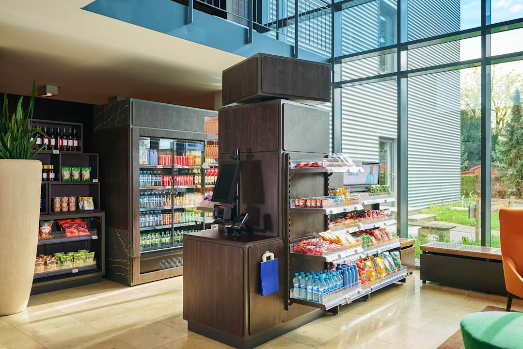 Lobby NH Stuttgart Airport
