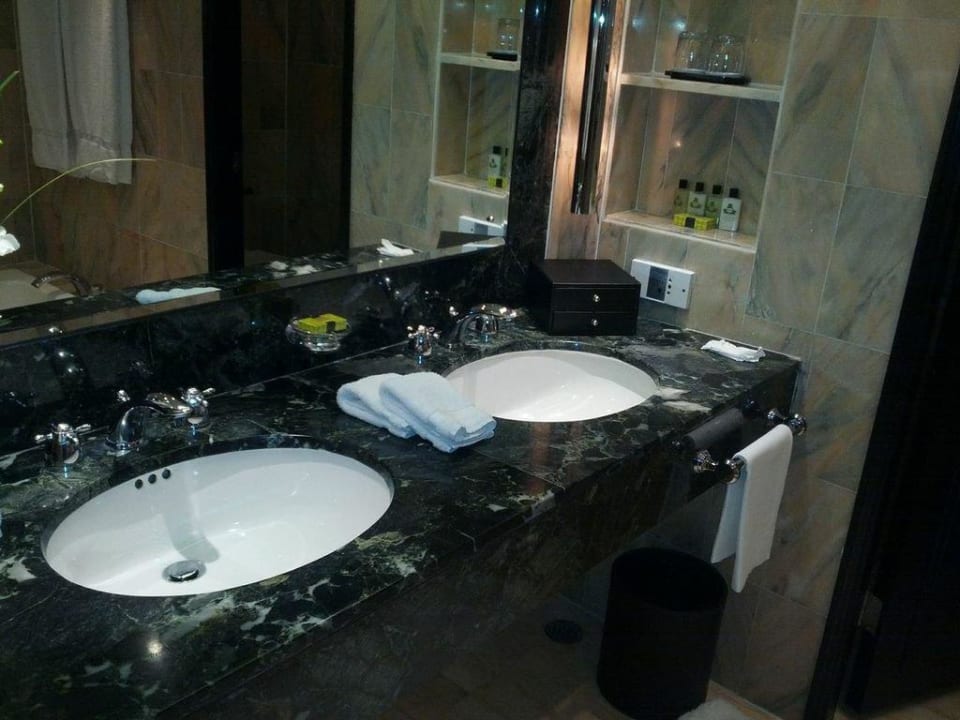 Bathroom Hotel InterContinental Hong Kong