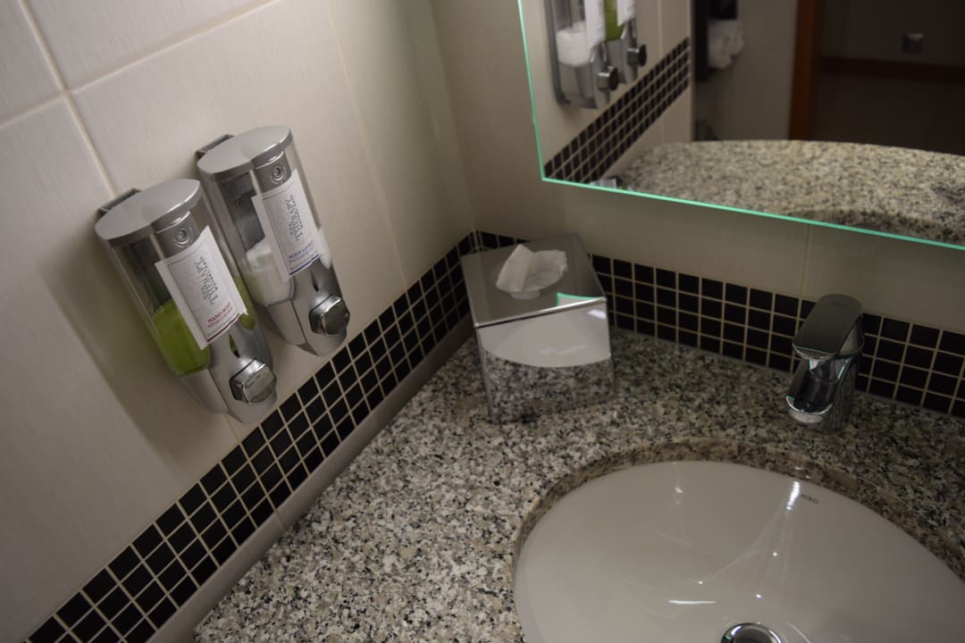 Zimmer Hampton by Hilton Warsaw Airport