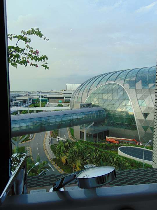 Ausblick Hotel Crowne Plaza Changi Airport
