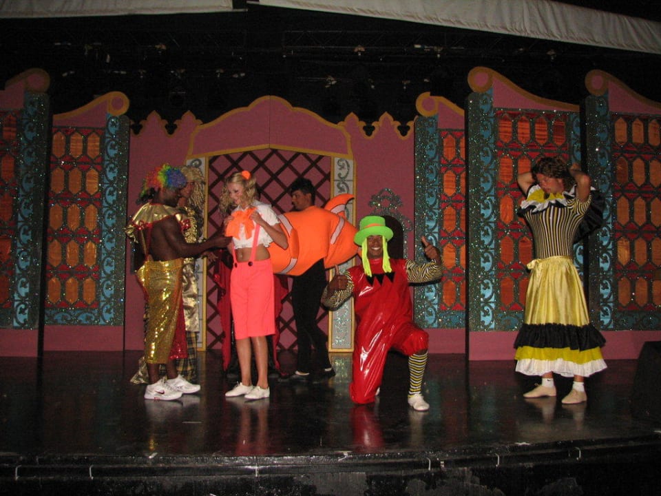 Show TUI MAGIC LIFE Africana