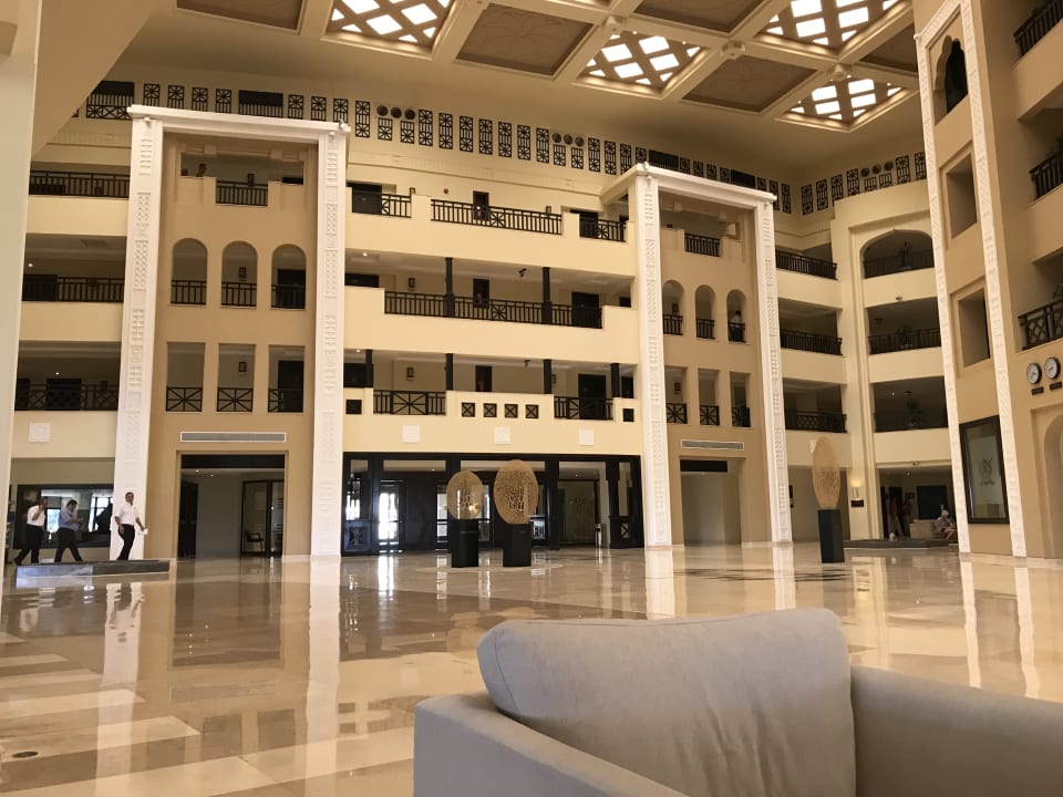 Lobby Steigenberger ALDAU Beach Hotel