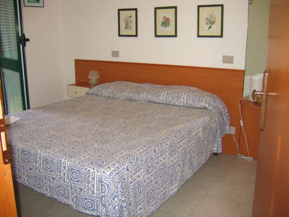 Schlafzimmer Villaggio Turistico Mare Si