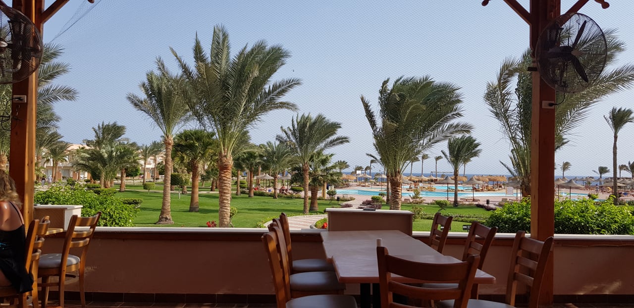 Außenansicht Three Corners Sea Beach Resort