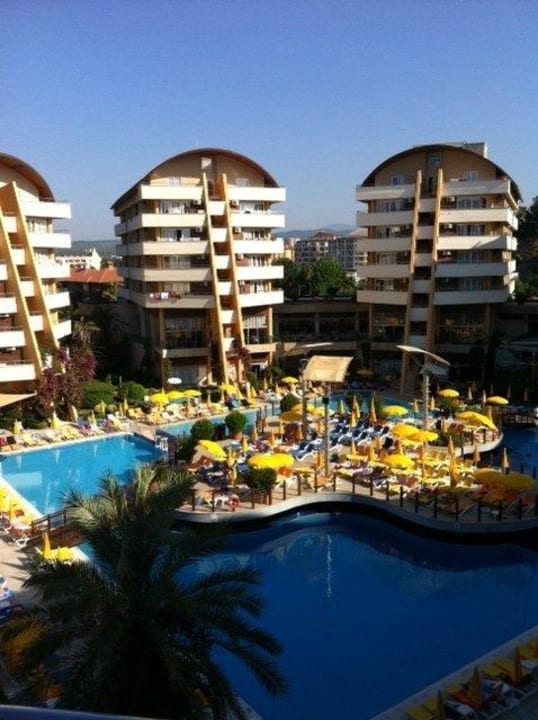 Poolinsel Alaiye Resort & Spa