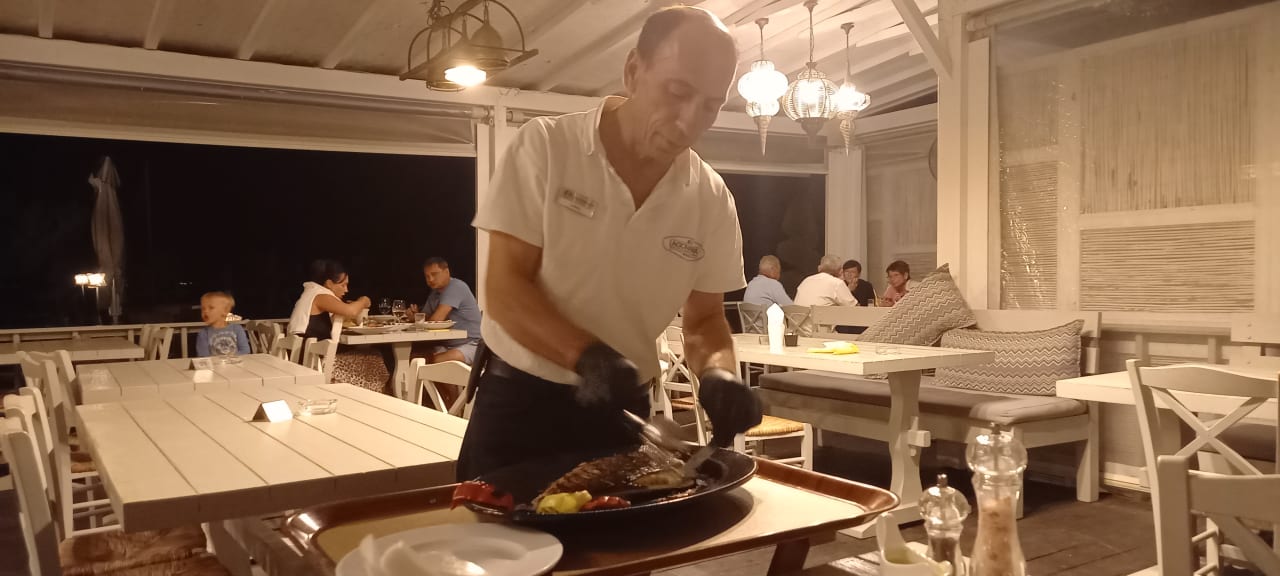 Gastro Hotel Lagomandra Beach