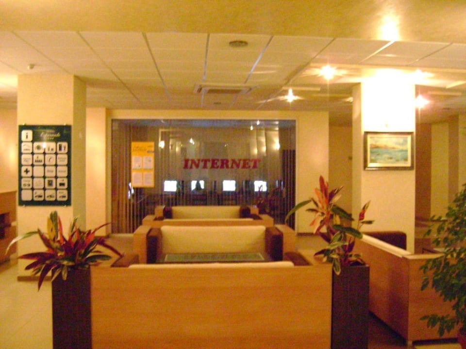Eingang Internet Zimmer Hotel Esperanto