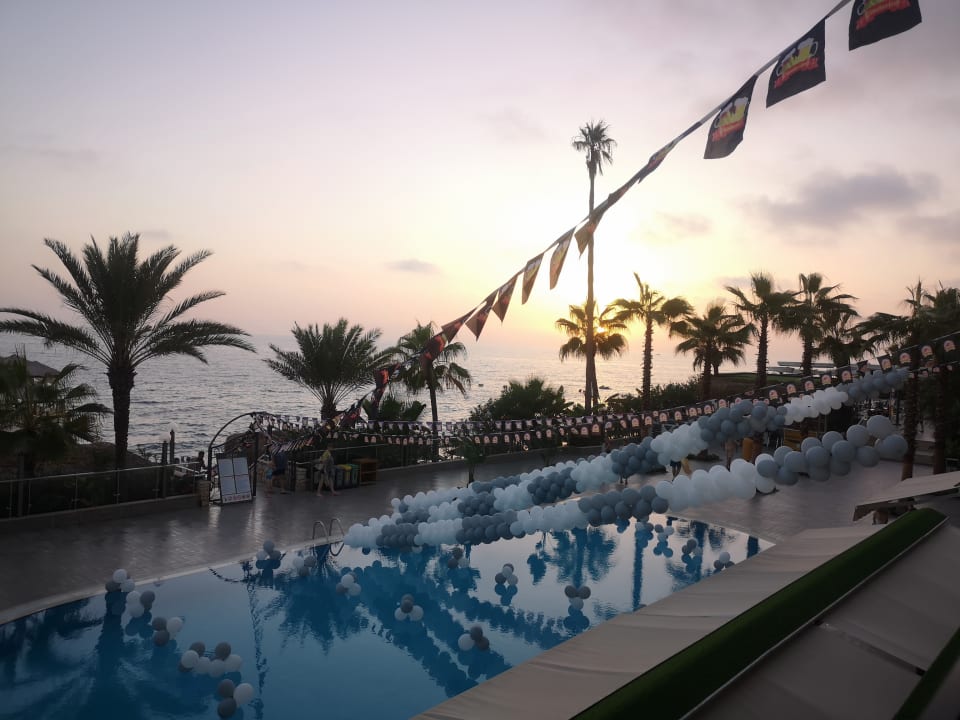 Pool Aria Resort & Spa