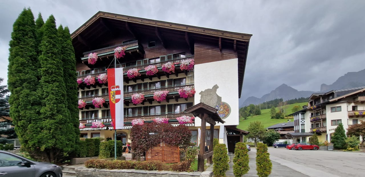 Außenansicht Hotel Salzburgerhof