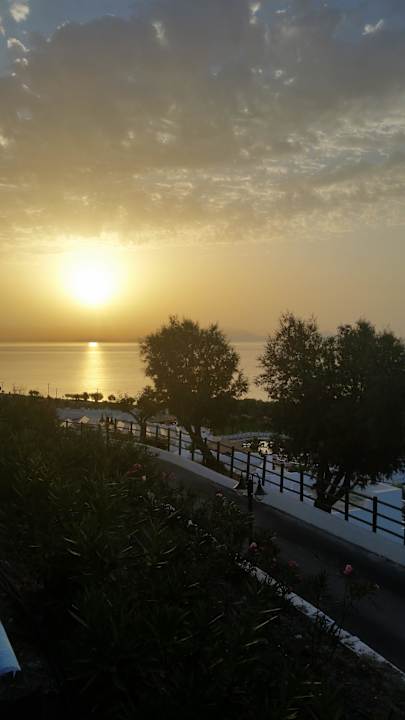 Sonnenaufgang Lagas Aegean Village
