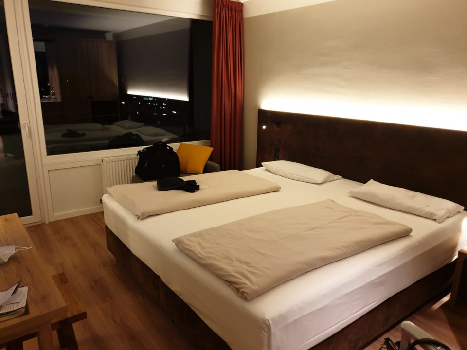 Zimmer Ostseehotel Midgard in Damp